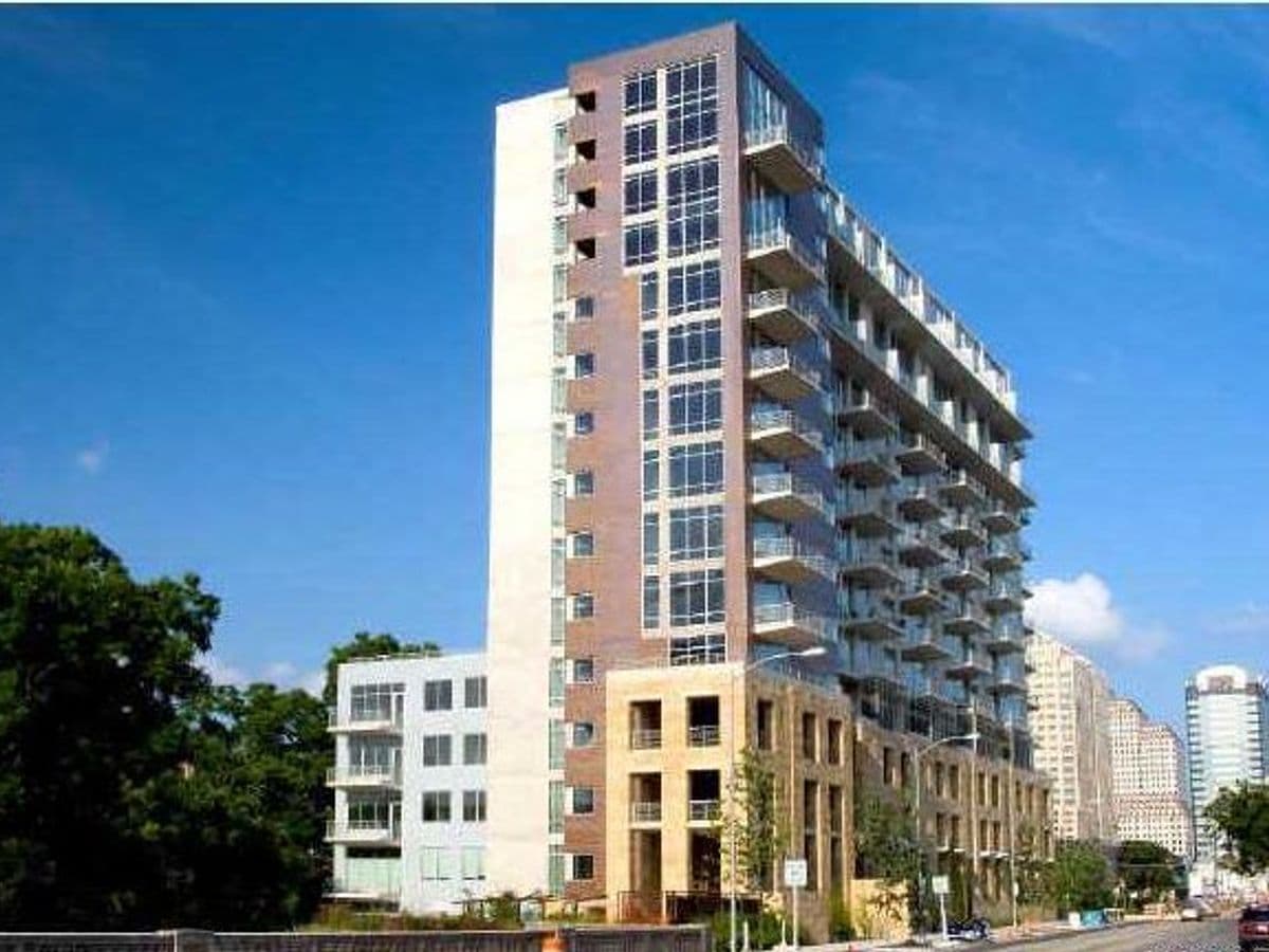 Austin City Lofts exterior