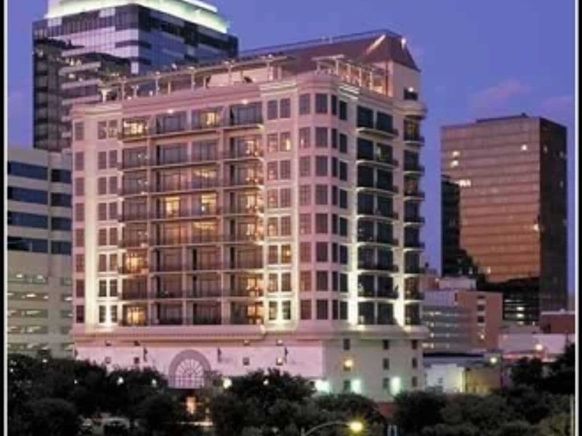 Plaza Lofts exterior