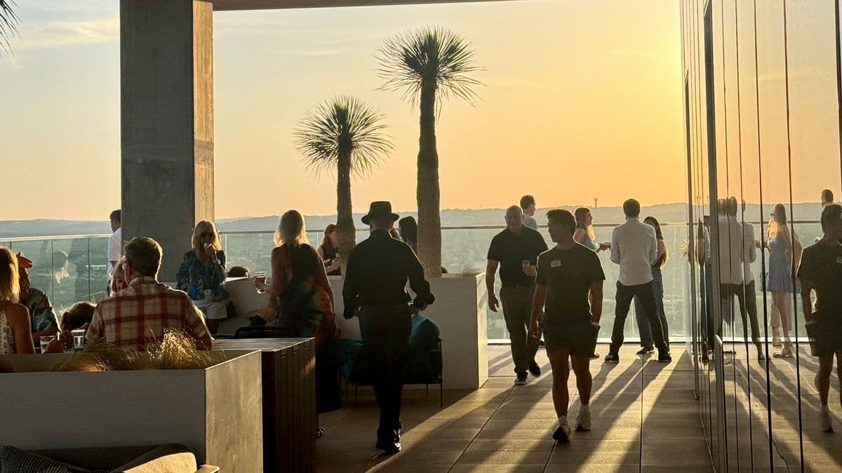 New High-Rise Condo Coming, Skyscraper Scramble, & Off-Markets