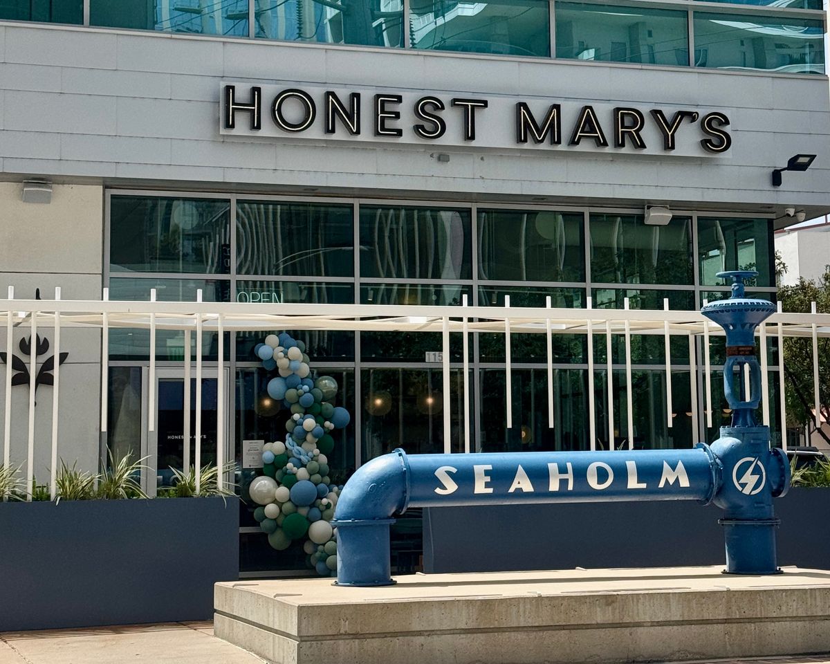 Downtown Austin - Austin-based Honest Mary’s officially opens in Seaholm! My new go-to for health based bowls!