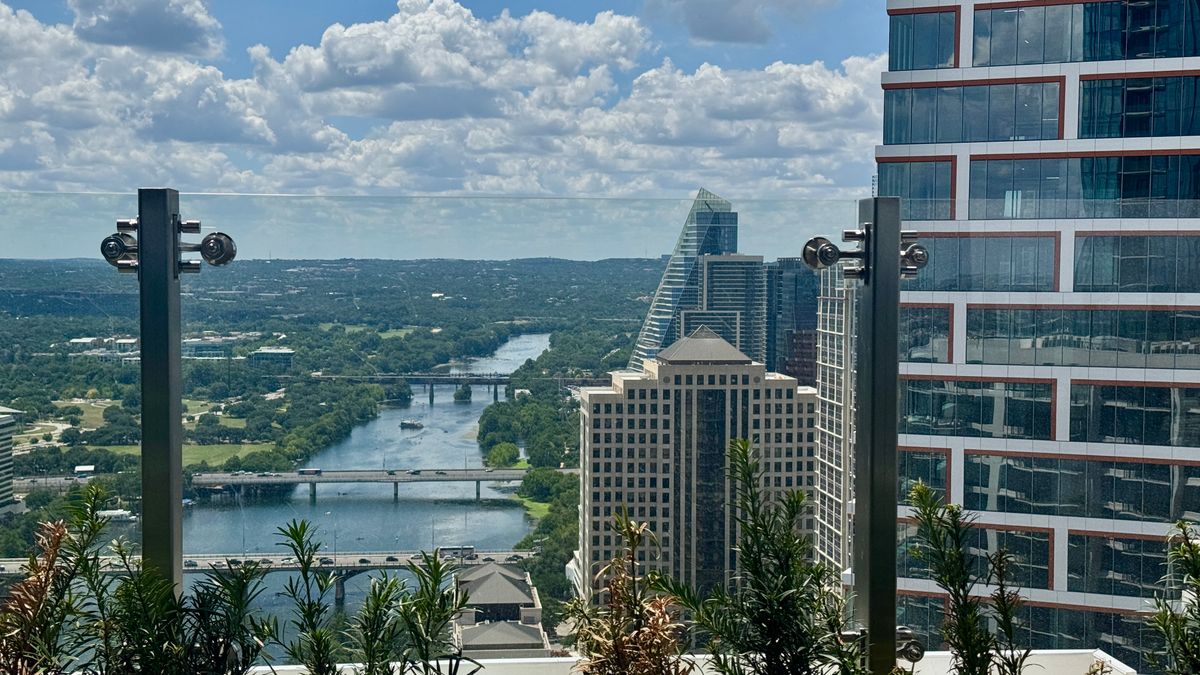 Downtown Austin - The Modern recently received temporary certificate of occupancy. Units still available for sale!